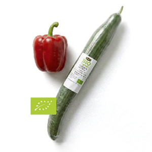 Biologische komkommer of biologische rode paprika