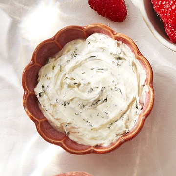 Jumbo's Labneh met Sinaasappelsmaak en Basilicumolie 125 g