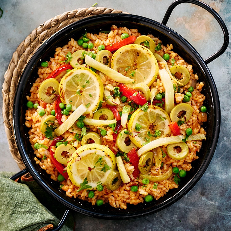 Paella uit de oven met geroosterde venkel en citroen